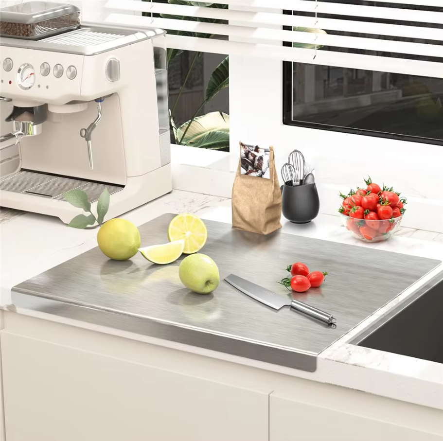 (১৬ইঞ্চি লম্বা ২৪ ইঞ্চি চওড়া)Stainless Steel Cutting Board